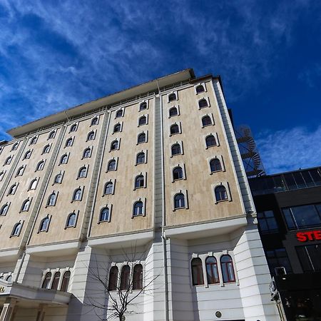 Sivas Bueyuek Hotel Екстер'єр фото