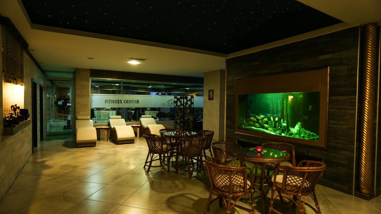 Sivas Bueyuek Hotel Екстер'єр фото