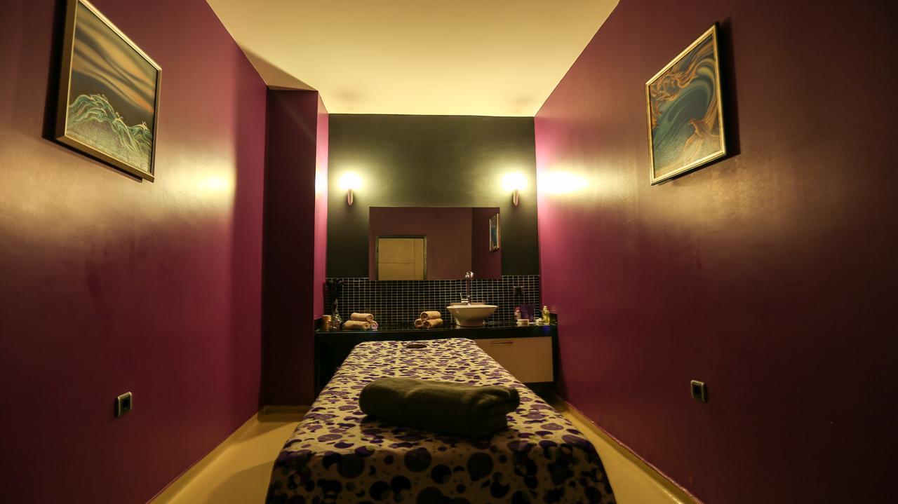 Sivas Bueyuek Hotel Екстер'єр фото