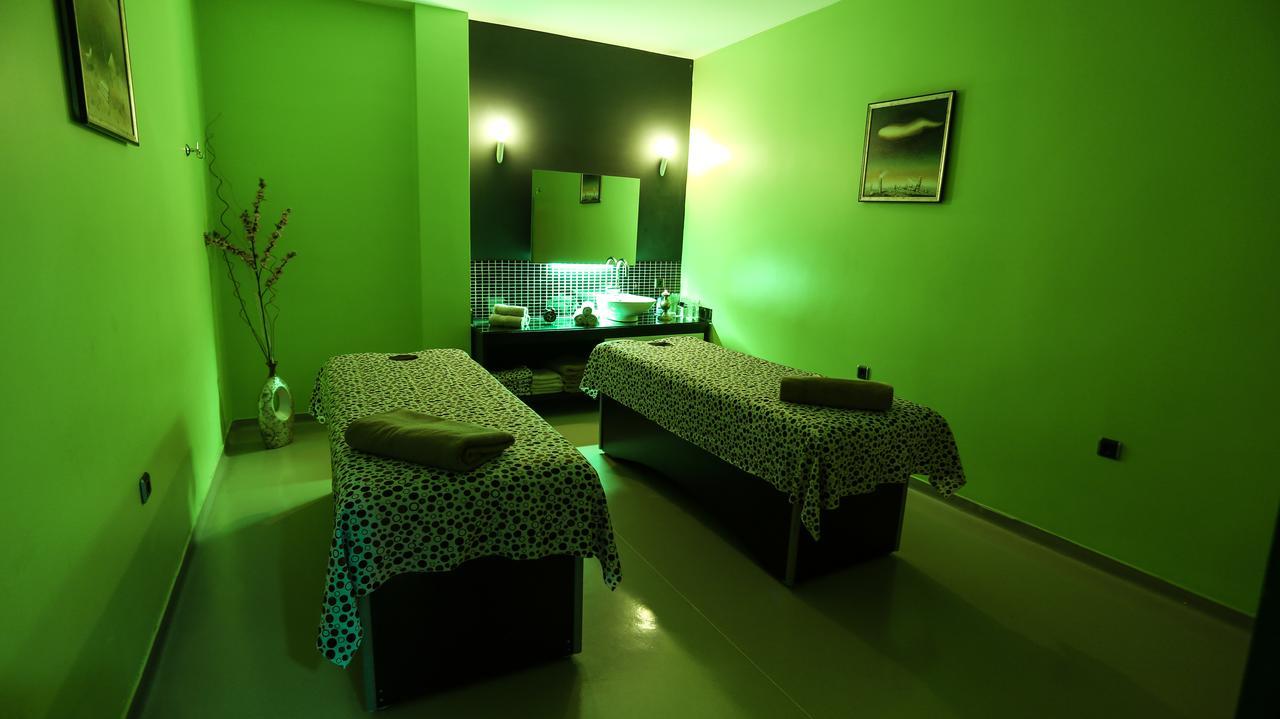 Sivas Bueyuek Hotel Екстер'єр фото